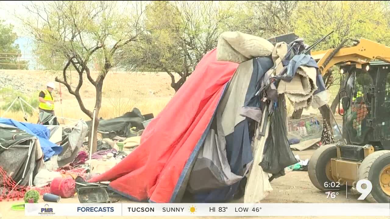 Tucson clears Golf Links homeless camp