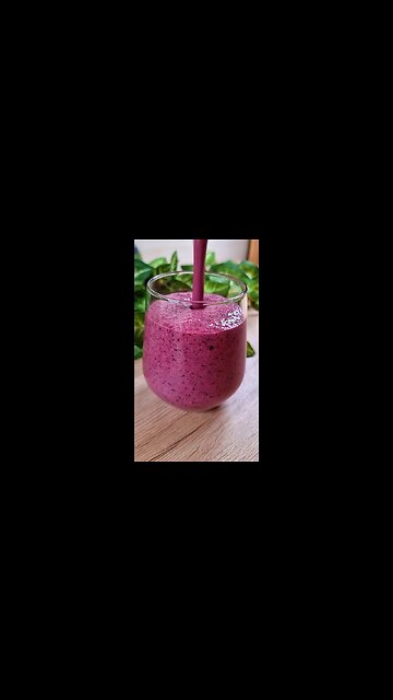 Try this delicious blueberry smoothie with oats!😋#shorts #smoothie