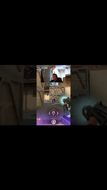 PHOENIX loses them the round? (Valorant) #shorts