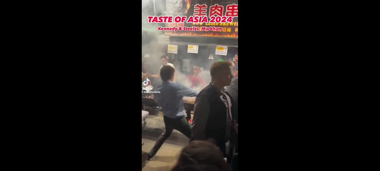 Trudeau goes dancing at Markham's Taste of Asia...🤮