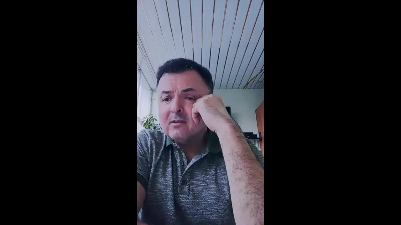 Ukrop Nazis Make Black Refugees Walk