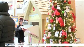 Salvation Army has new life-sized gingerbread houses