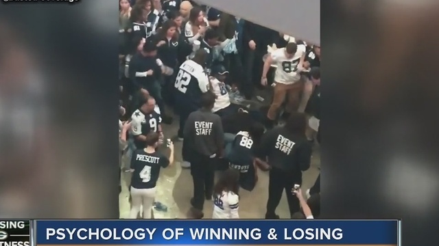 Cowboys fan attacks Packers fan at AT&T Stadium