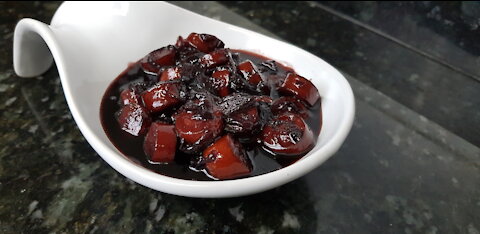 AMAZING RECIPE!! EASY and QUICK!! Pepperoni with red wine reduction!