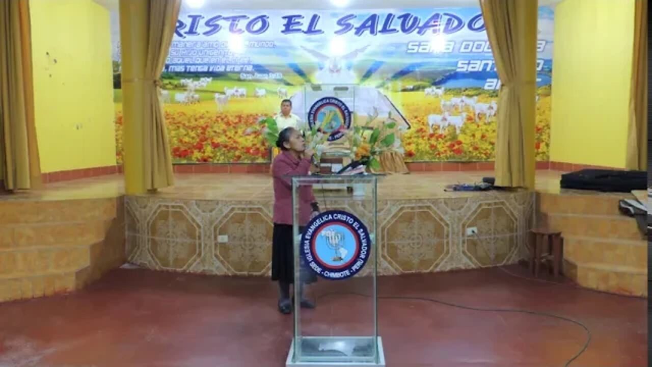 HNA. ESTHER HUAMAN ALABANDO A DIOS