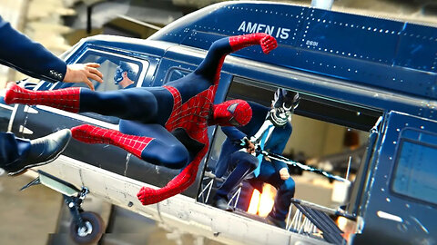 Spiderman (Tobey Maguire suit) fights a helicopter