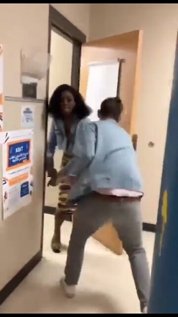 Student pepper sprays teacher