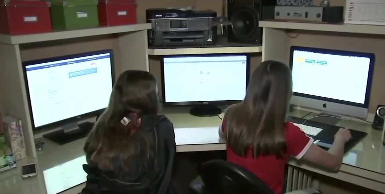Experts warn of potentially dangerous chalkboard social media trend