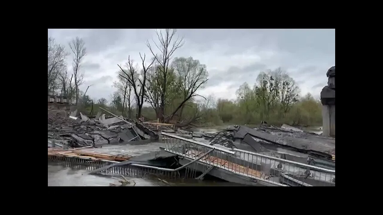 Destroyed bridge near Ivankov in Kyiv region!