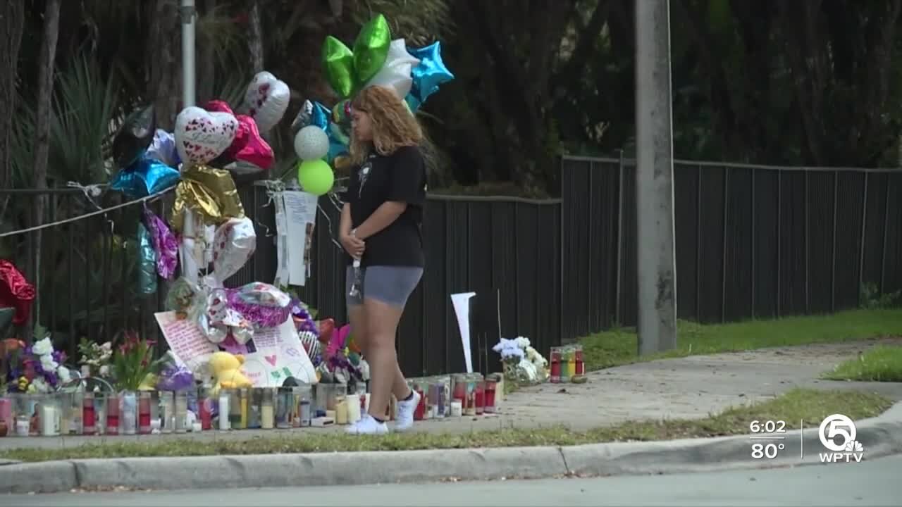 Following deadly crash, Royal Palm Beach residents call for traffic light