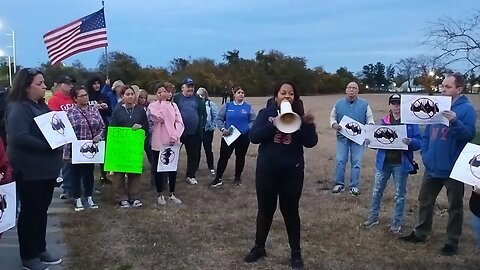 The Rally against the Floyd Bennett Field #migrantshelter at the Entrance 10/25/23 #migrantcrisis