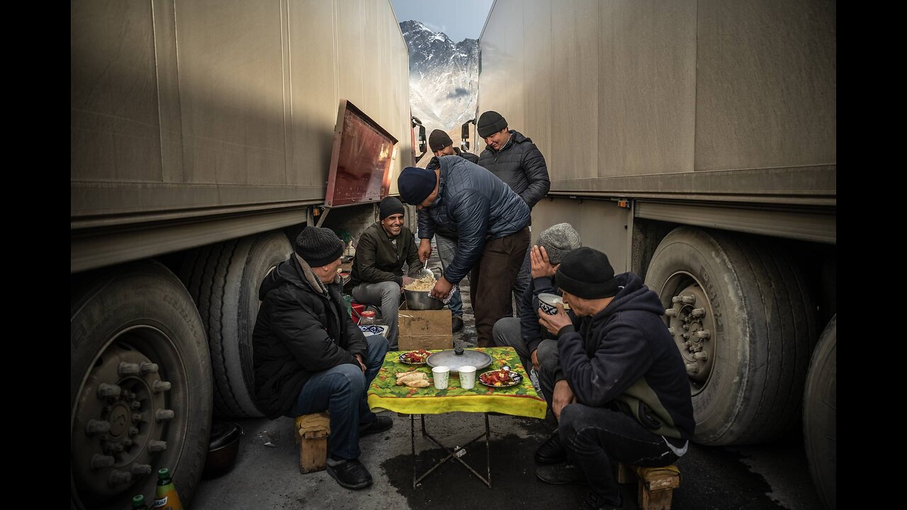 Three Azerbaijani truck drivers languishing in Georgia for 11th month