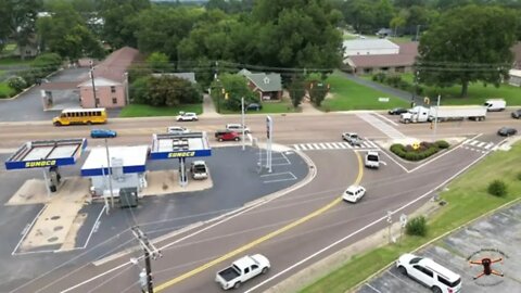 Highway 64 @ Highway 18 S - Bolivar, TN - Traffic Timelapse.