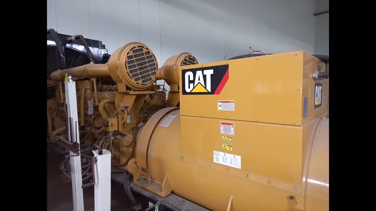 CIF PRICE: 290,000 USD 2000kW Diesel Engine Generator(Caterpillar, 60Hz, 2012)