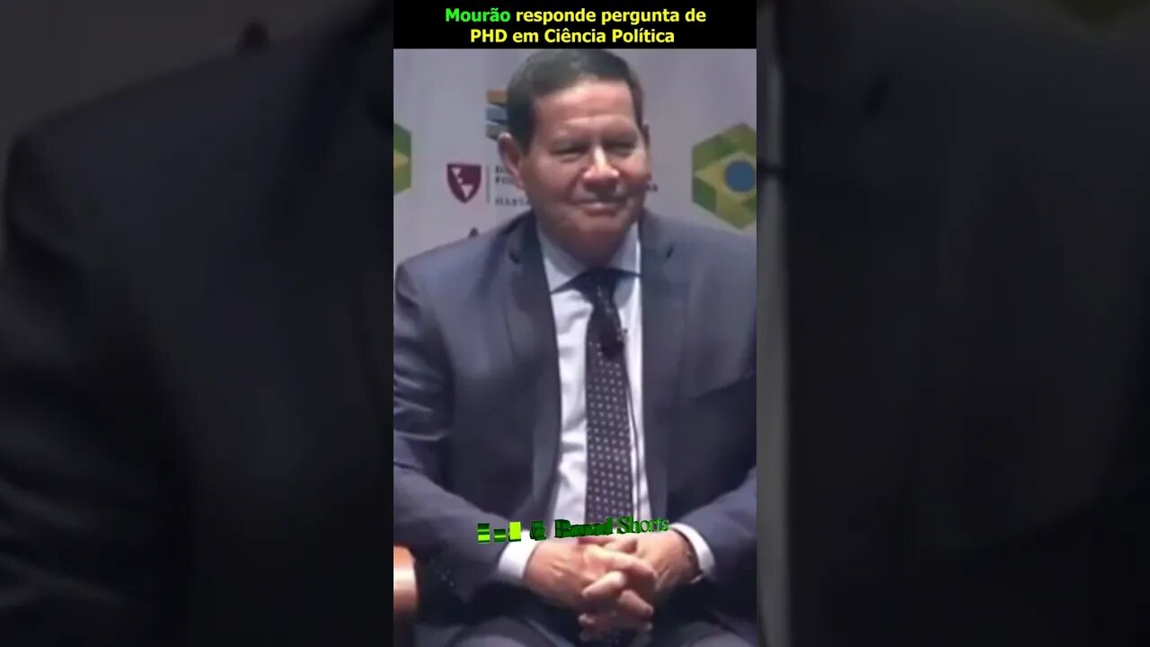 Mourão responde a PHD em Ciência Política