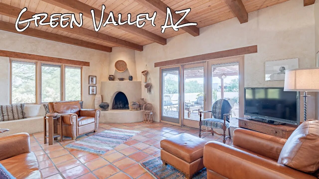 Green Valley Arizona | 1490SF | Southwest Design | Mountain Views | 421 W Camino Del Poso | For Sale