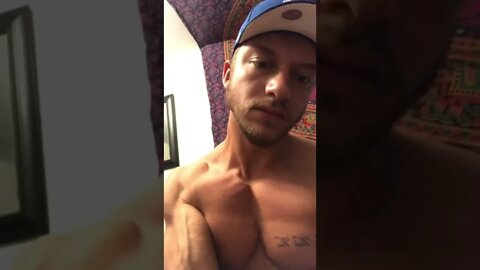 Vascularity and striations while lean