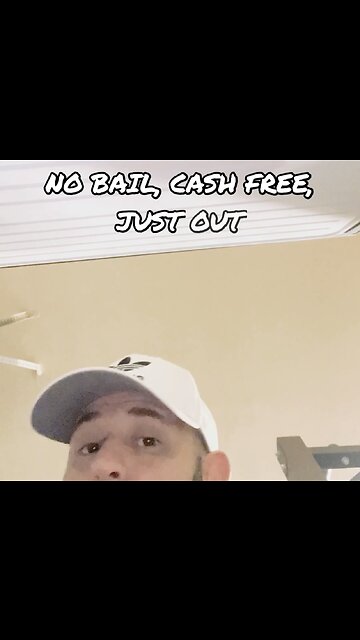 🤜 Repeat felon punches cop in the face and breaks his nose only to be released on cashless bail.