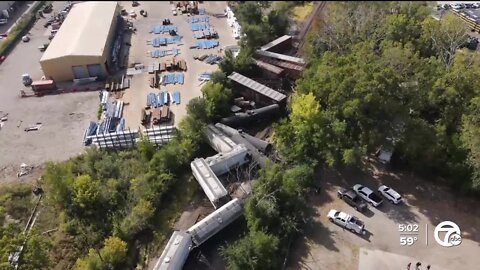 Train derailment creates traffic trouble