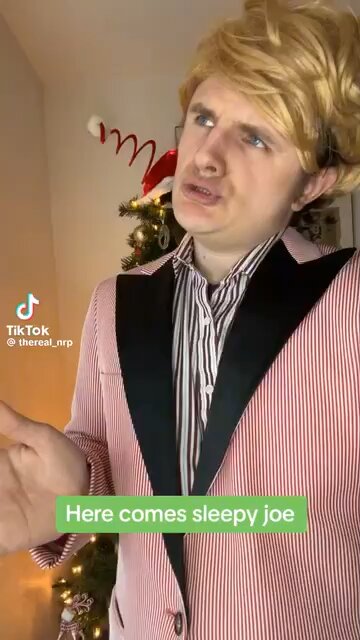 Donald Trump sings - Here comes Sleepy Joe!