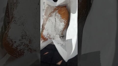 10/07/2023 - Someone bought me beignets.