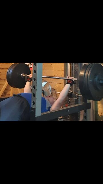 5x5 95 Kgs Paused Bench Press. Last Set.