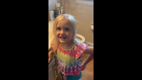 Jewell Family VLOG Episode 2 - Braylyn Bath Time