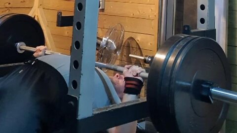 5x3 90 Kgs Paused Bench Press. Last Set.