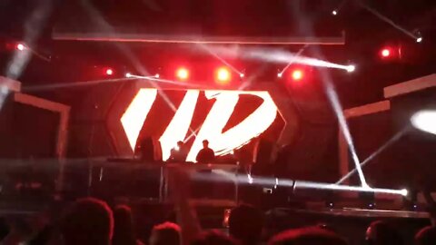 Lucas & Steve ◉ Creamfields Chile 2022 📅 09.04.2022 🎵 P2/2 🎵 📍 Espacio Riesco 🌎 Santiago, Chile