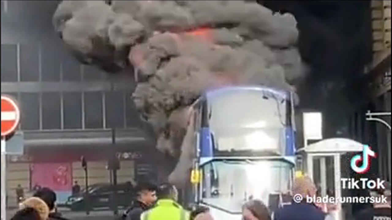 Electric Bus on Fire in Bradford - Clean Green Energy & Very Safe! - HaloRock