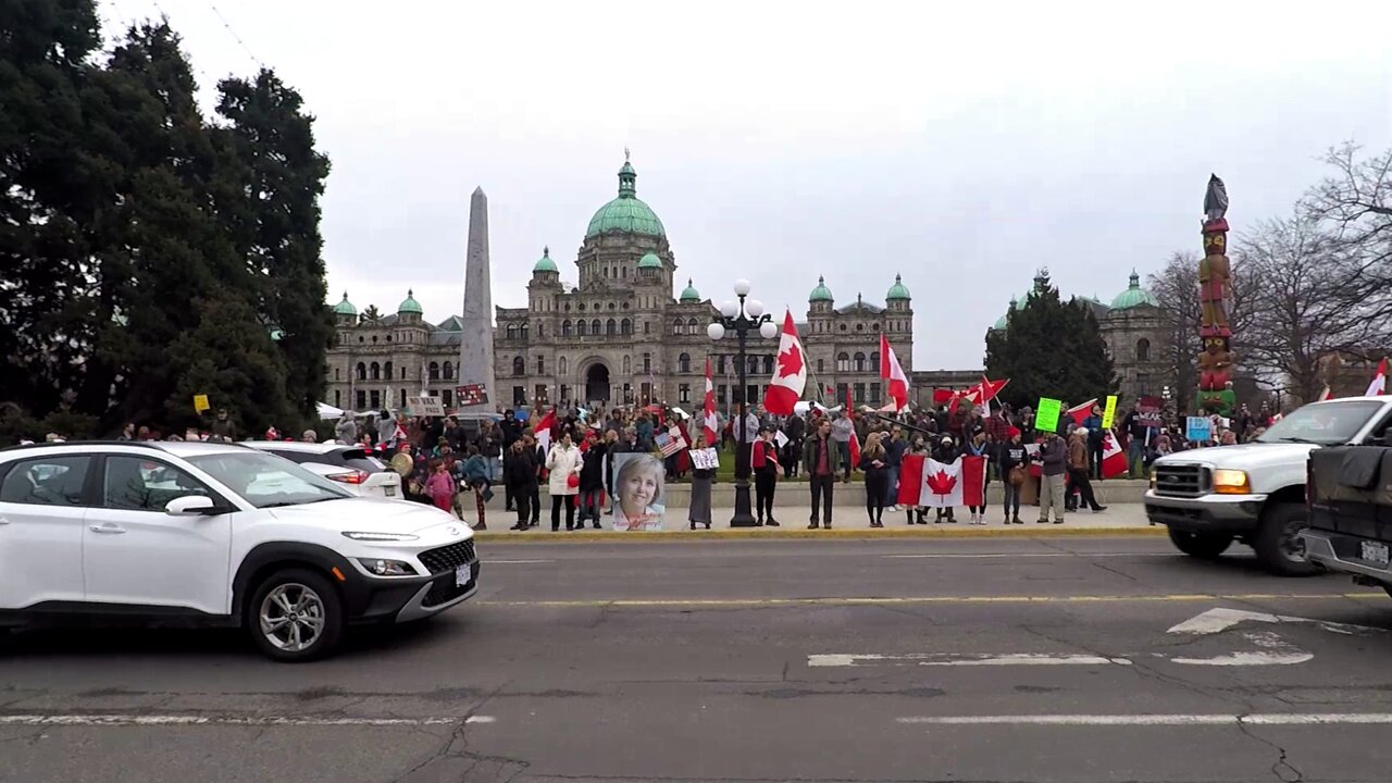 Antivax Truck Convoy in Victoria BC