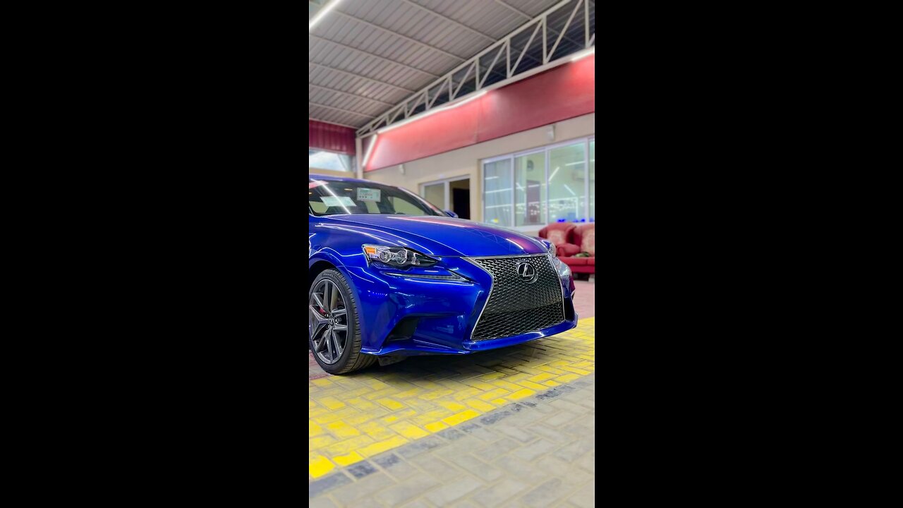 Lexus IS200t 2016