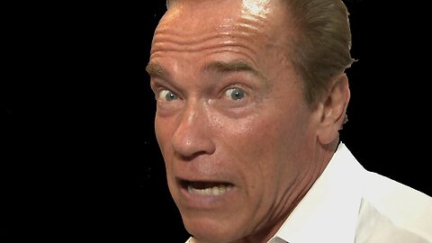 Arnie sings for Christmas