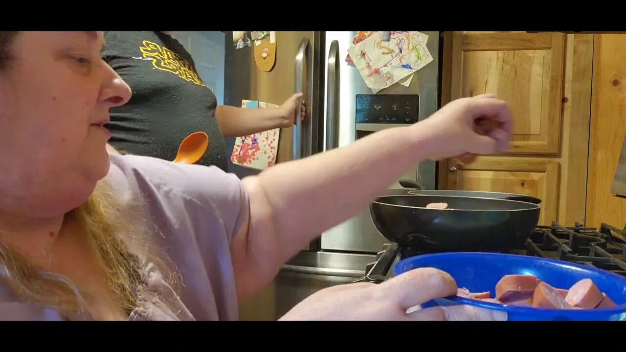 Small harvest dinner