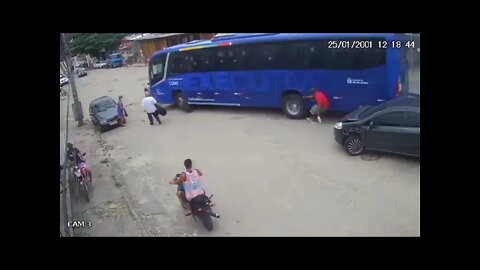 The Runaway Bus !!!