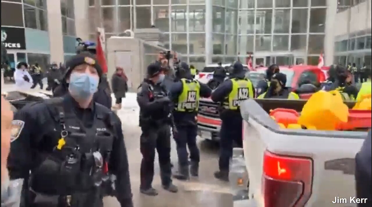 Gestapo Ottawa Police Steal Truckers FuelJerrycans Feb9th