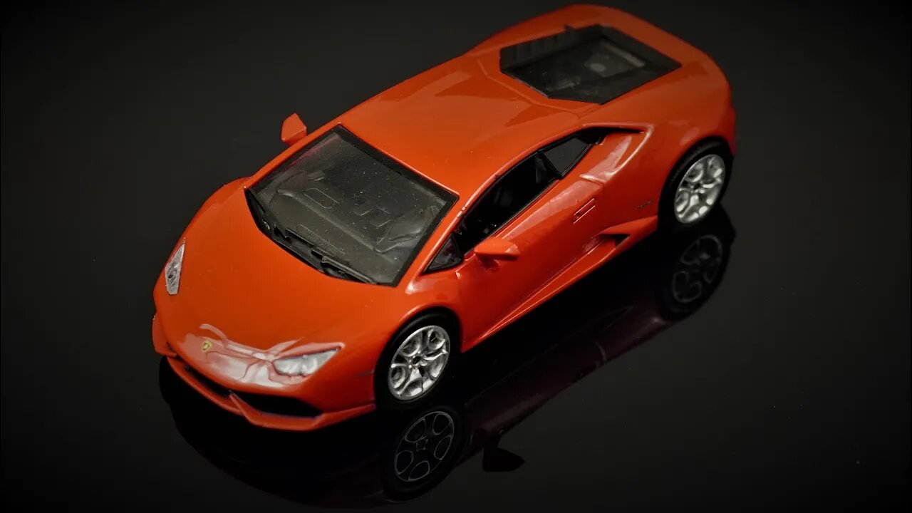 Lamborghini Huracan LP 610-4 - WhiteBox 1/43 - 30 SECONDS REVIEW