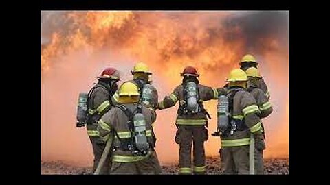 Incendio en la planta de AJ Rose Manufacturing en Cleveland, Ohio (EE.UU.)