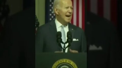 MAGA American Interrupts Joe Biden With "FJB" | 🤡🌎