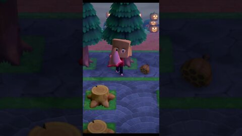 DO NOT GET STUNG BY WASPS! #SHORTS Animal Crossing New Horizons