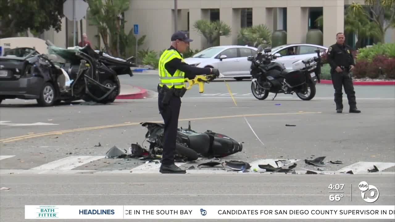 Crash between motorcycle, car in Mission Bay leaves 2 dead, 1 injured