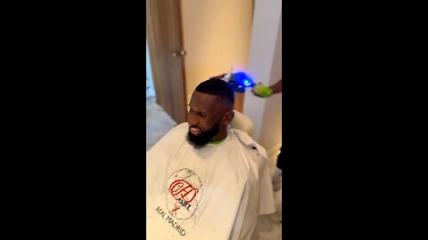 Real Madrid players shave
