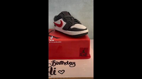 Shoes Cake