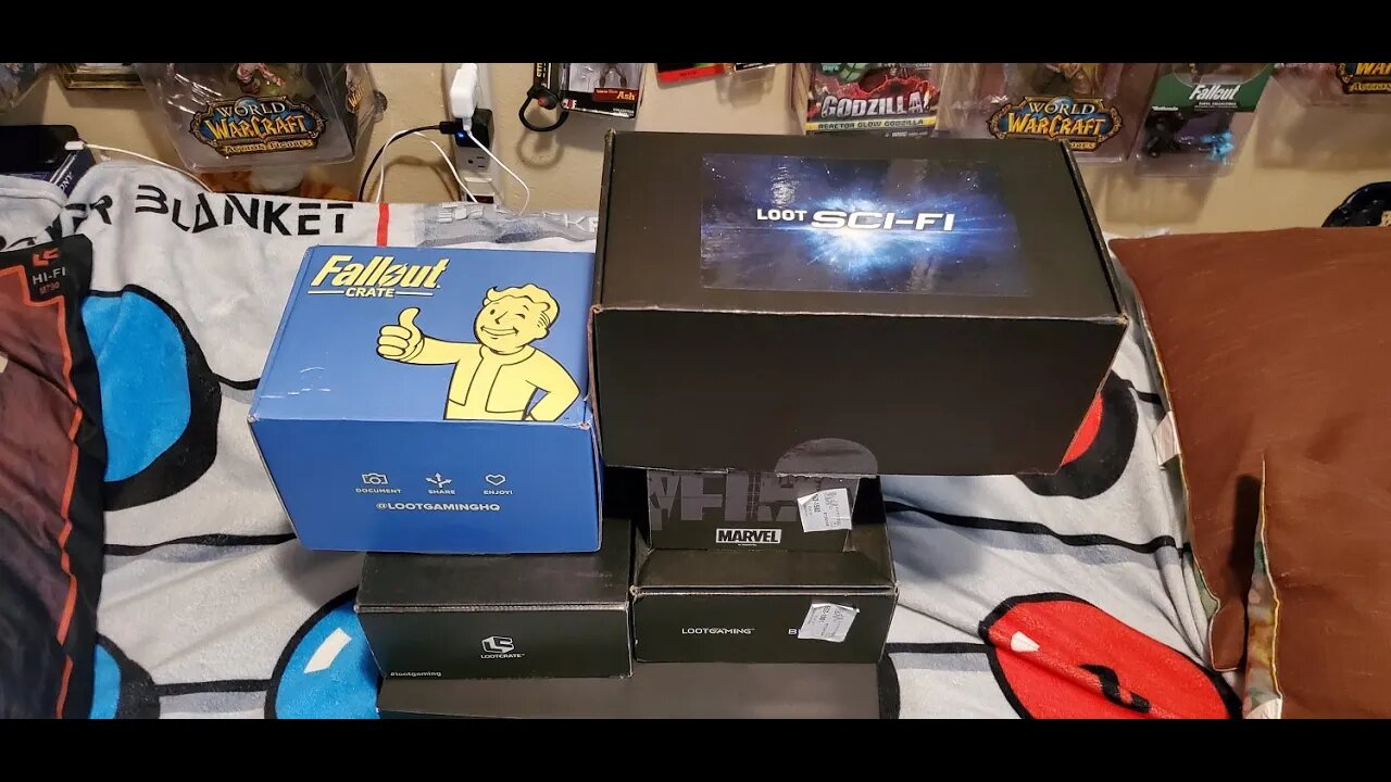 Attair Unboxes Multiple 2021 Lootcrate Boxes Scifi, Destiny, Fallout and LootGaming