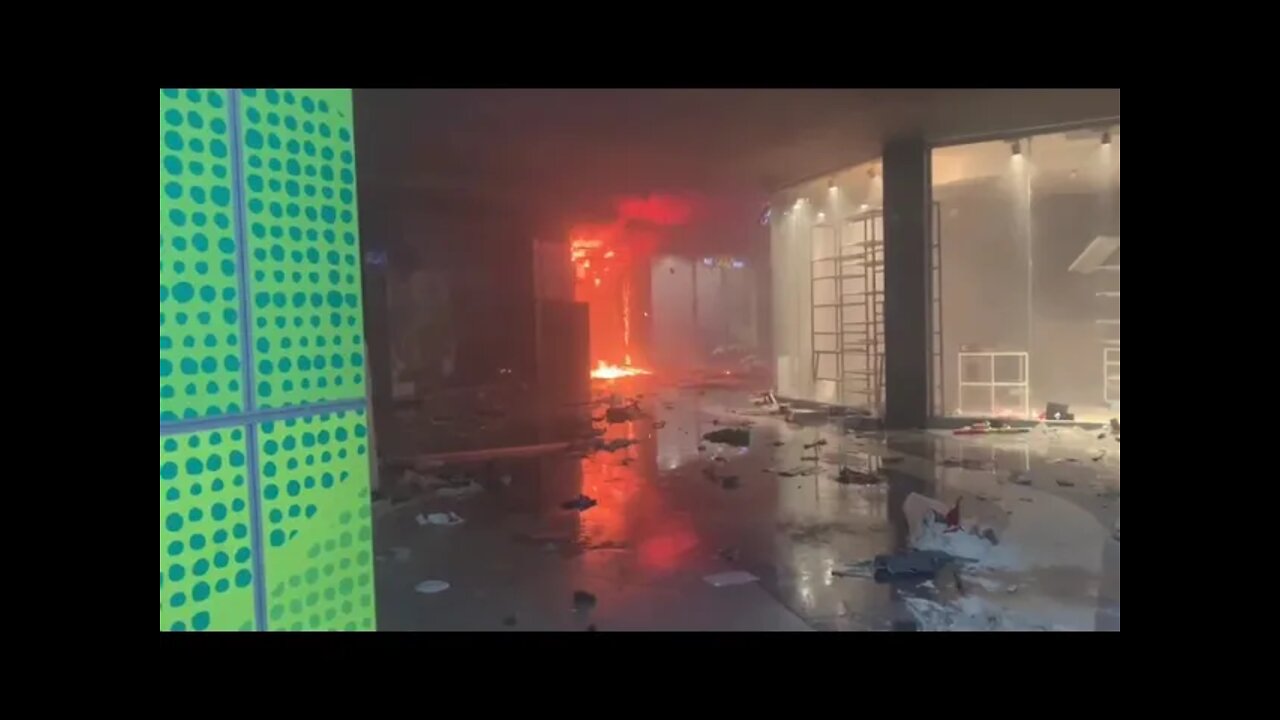 SA Riots 12/07/2021 ( Devastation left after Pinecrest Mall trashed )