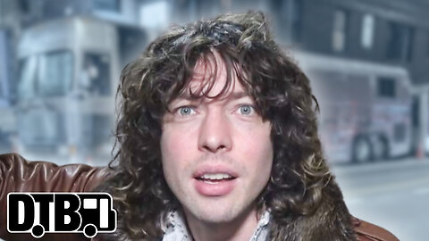 Barns Courtney - BUS INVADERS Ep. 1861