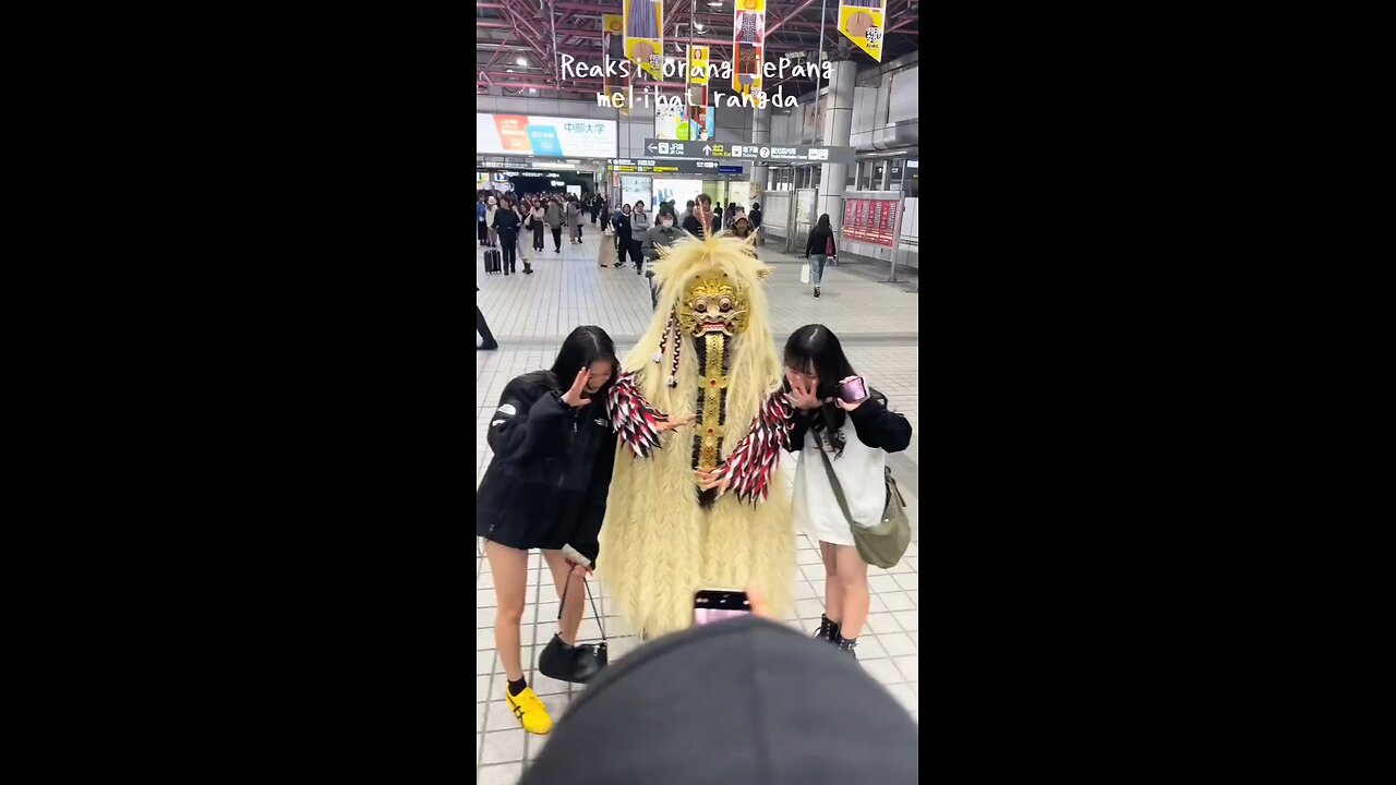 The reaction japanes people see a mask of rangda. Ali