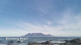 SOUTH AFRICA - Cape Town - Cape Town Time lapse (dTt)