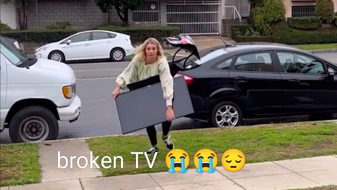 Broken TV by mistake ðŸ˜ðŸ˜žðŸ˜
