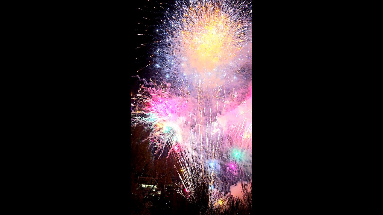 Happy New Year 2024 Eve Fireworks show Austin Texas USA 🇺🇸